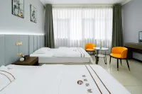 Kunming Shangyi Hotel (Guandu Town) Hotel in zona Wenming Pavilion