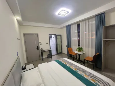 Lipu Jiayuan Hotel Hotels near Comrade Xiang Jingyu Memorial Hall