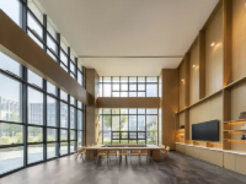 Huazhu · Banlan Hotel (Cangzhou International Exhibition Center West Railway Station) Hotels in Cangzhou