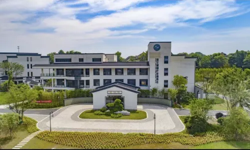 Qinlu Resort Hotel