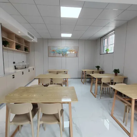 Yunpan Hotel (Yangquan First People's Hospital Branch)