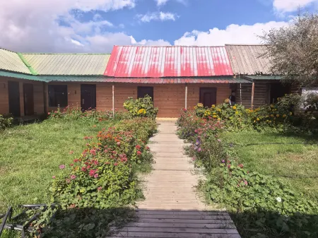 Burqin Hidden Retreat Homestay Отели рядом с Аэропорт Канас