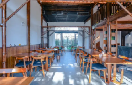 Shengjin Lake Migratory Bird Alliance Vacation Apartment