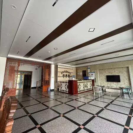 Jinlongquan Business Hotel