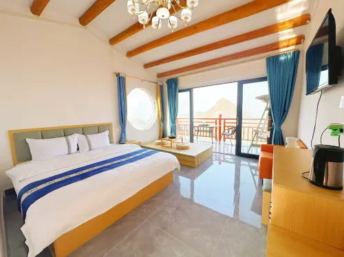 Qiannian Yaozhai Dongming Homestay - Pet friendly