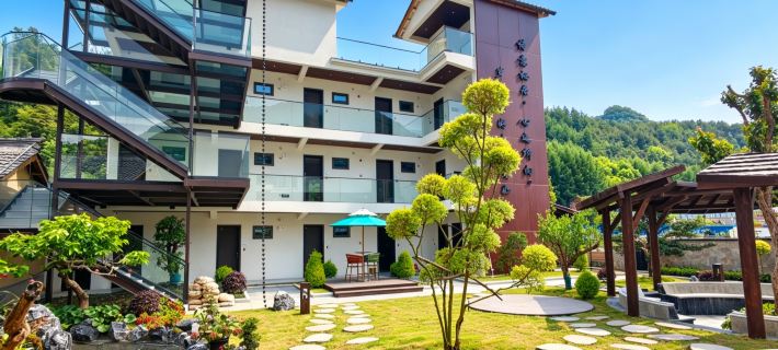 Qiyu Homestay Hotels in Liuba