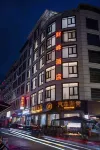 財峰飯店 - 機場接送
