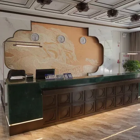 Jeminay Huaju Hotel