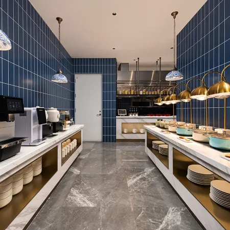 Xana Deluxe Hotel (Tieling South Ring Road Zhouji Star Branch)