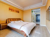 南京青年E族公寓 - 尊享舒适豪华大床房（按摩椅）