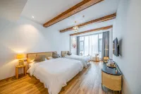 Yunshang Grassland Anji Yinxuanyuan Holiday Homestay Hotels near Cloud Skywalk