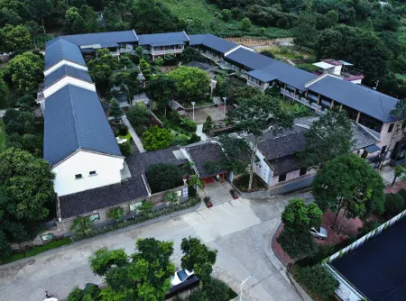 Lechang Jiufu Orchid Quadrangle Отели в г. Лечан