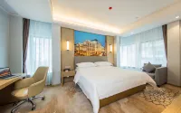 Vienna Hotel (Fuzhou Mawei Ship Culture Scenic Area Branch) - Bergblick