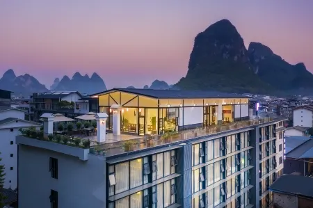 閒窗山水園林度假飯店（陽朔西街灕江店）