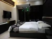 昆明阿拉丁齐家酒店 - 乐享优选大床房