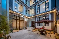 botu in DALI Hotels near Expo Park of Traditional Architecture Art of Bai Nationality, Dali