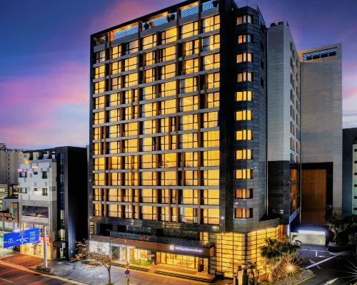 Golden Daisy Hotel Hotel di Seogwipo-si