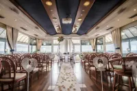 Vintage Hotel Tornese - Business & Events Hotels in Cecina