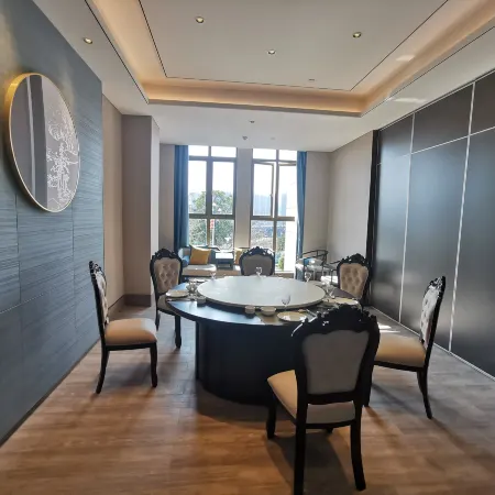 Yihe Hotel