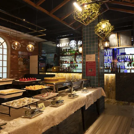 Happy Dragon Saga Hotel with terrace Beijing Forbidden City Wang Fu Jing Street