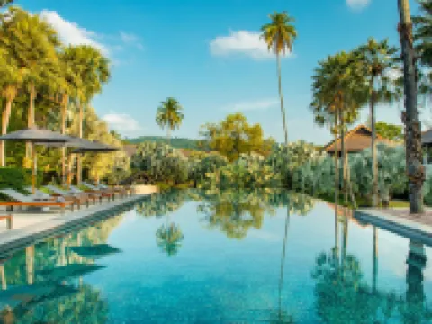 เดอะ ซเลท ภูเก็ต โรงแรมในภูเก็ต