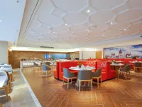 Vienna International Hotel (Guang'an Wuyue Plaza) Hotels in Guang'an