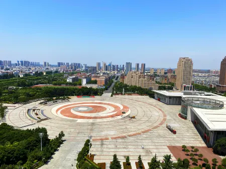 OHO Chengyin Zhihui Hotel(Luohe Convention and Exhibition Center store) Отели в г. Луохэ