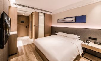 Auraya By Suning (Zhangjiagang Pedestrian Street Mambat Plaza Hotel))