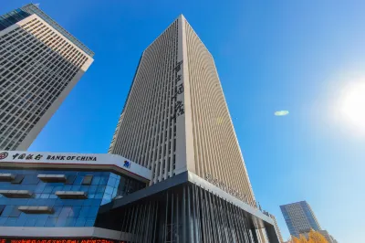 정저우 이보 윤시 호텔 (윤제 지하철역) 정저우 황허 간호 직업 대학 주변 호텔