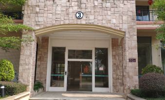 Qingyuan Shanshuitan Apartment