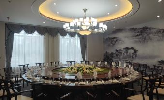 Alashankou Longquan Hotel