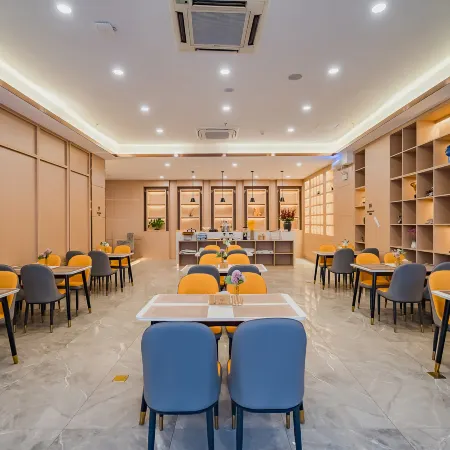 CHEERMAY Hotel (Jiangmen Wuyi University 33 Xu Street)