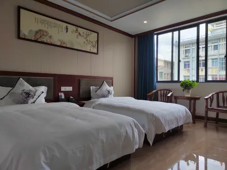 Mengzhou Guyan Hotel