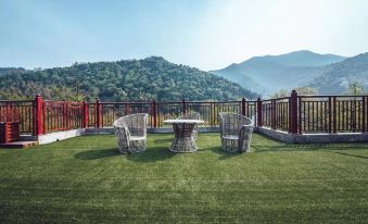 Farming and reading courtyard