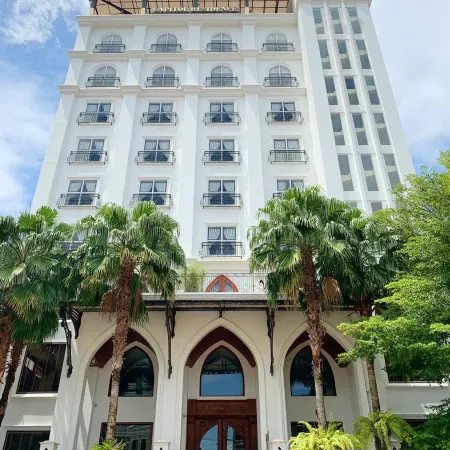The  Vientiane Capitol (Capitol Residence)