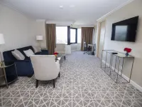 Hilton Los Angeles-Universal City Hotels near Universal City