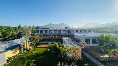 Qingshan·Yue Home Stay Отели рядом с достопримечательностью «Yimeng Mountain Inzone Tianmeng Tourist Area»