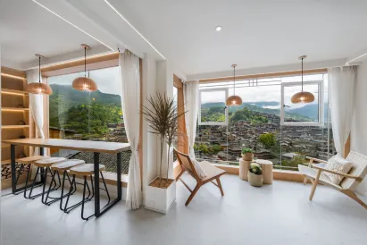 100-foot high-altitude pressure Galaxy · Ingenuity One House