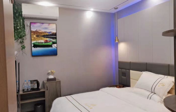 768 Apartment