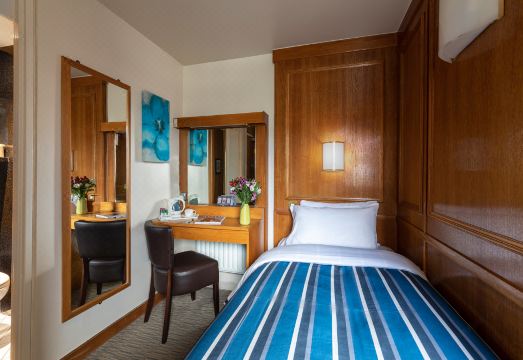 세인트 자일스 런던 - 세인트 자일스 클래식 호텔