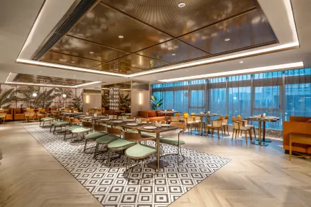 Orange Hotel (Handan Tianhong Plaza) Отели рядом с достопримечательностью «Yuanyuan College (West Campus)»