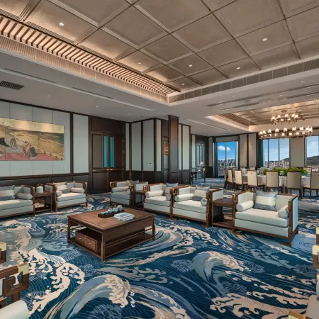 Jinzhou Blossom Hotel