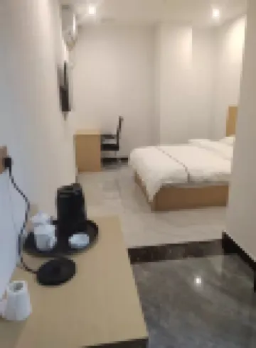 彭澤星晨商務賓館 鄰近張家山水庫的酒店