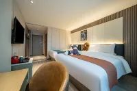 Hao Li Hotel (Guiyang Penshui Pool Zhongshan West Road Subway Station)