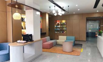 Ni Hao Hotel (Nantong Haohe Scenic Area Haier Lane Subway Station)