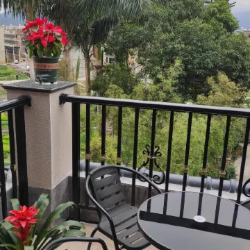 Raoping Hele Apartment