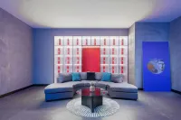 YOLO Youle E-sports Hotel (Wenguang Campus of Normal University)