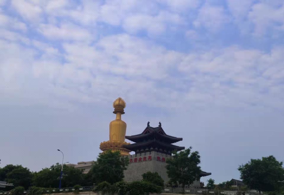 2. JI 호텔 (지..