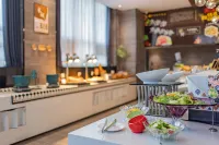 Great Wall Holiay Inn (Yichang Three Gorges Wuyue Plaza Yiling Wanda stored) - sarapan