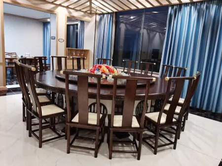 Long Lianhai Homestay Отели рядом с достопримечательностью «Longhaitian Island»